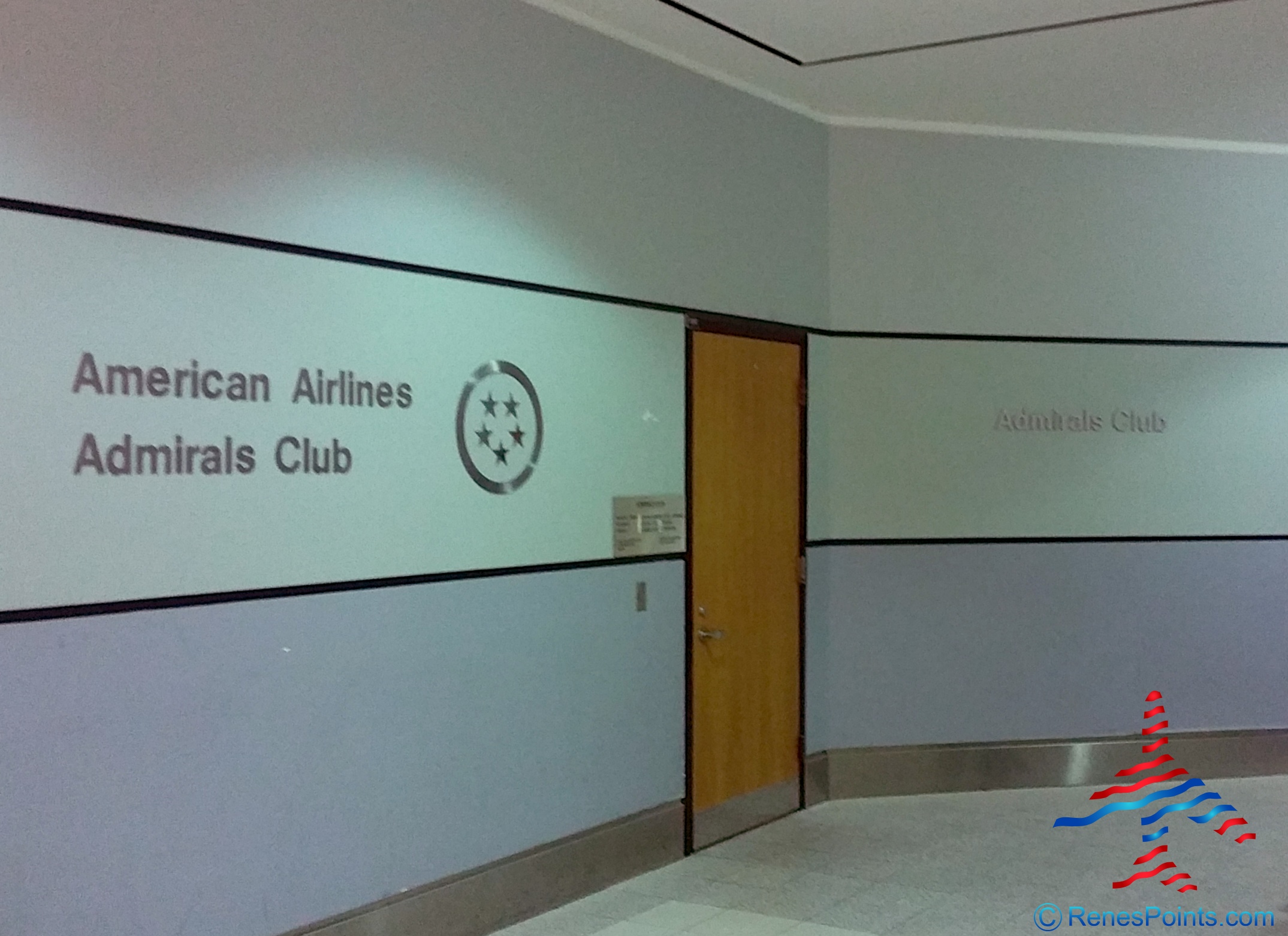 Review: American Airlines Admirals Club YYZ post US immigration Terminal 3