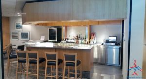 American Airlines Admirals Club YYZ Toronto Canada Terminal 3 Concourse A RenesPoints blog review (14)