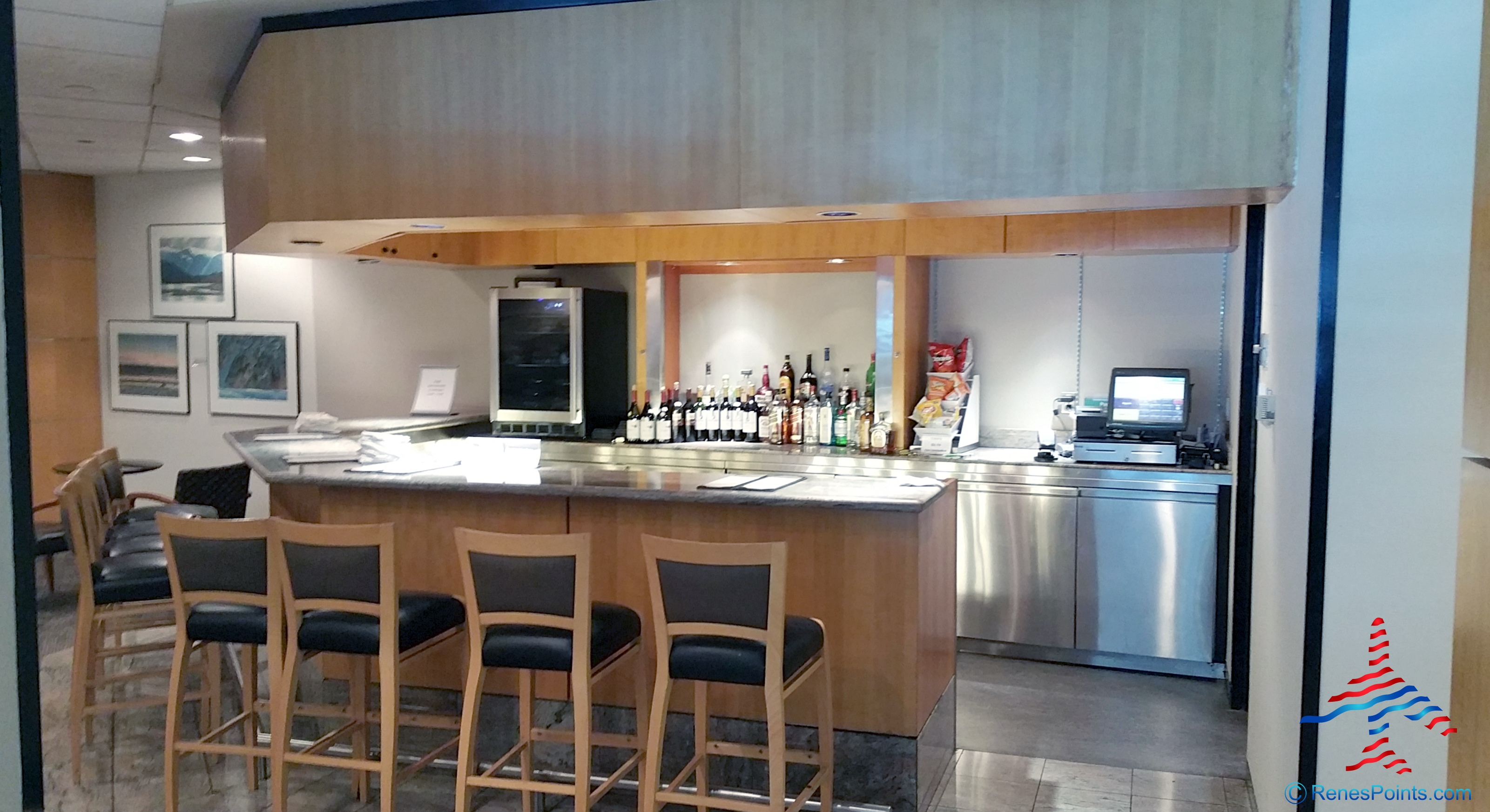 American Airlines Admirals Club YYZ Toronto Canada Terminal 3 Concourse