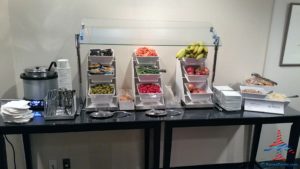 American Airlines Admirals Club YYZ Toronto Canada Terminal 3 Concourse A RenesPoints blog review (16)