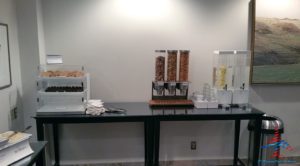 American Airlines Admirals Club YYZ Toronto Canada Terminal 3 Concourse A RenesPoints blog review (17)