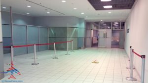 American Airlines Admirals Club YYZ Toronto Canada Terminal 3 Concourse A RenesPoints blog review (2)