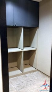 American Airlines Admirals Club YYZ Toronto Canada Terminal 3 Concourse A RenesPoints blog review (5)