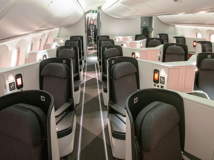 Avianca Airlines Business Class - Eye of the Flyer