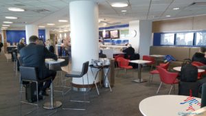 Delta Minneapolis MSP Central concourse Sky Club Review RenesPoints travel blog (16)