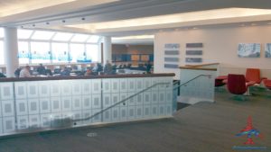 Delta Minneapolis MSP Central concourse Sky Club Review RenesPoints travel blog (5)