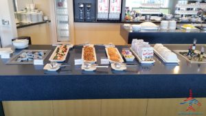 Delta Sky Club NRT Narita Airport RenesPoints blog review (12)