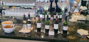 Delta Sky Club NRT Narita Airport RenesPoints blog review (18)