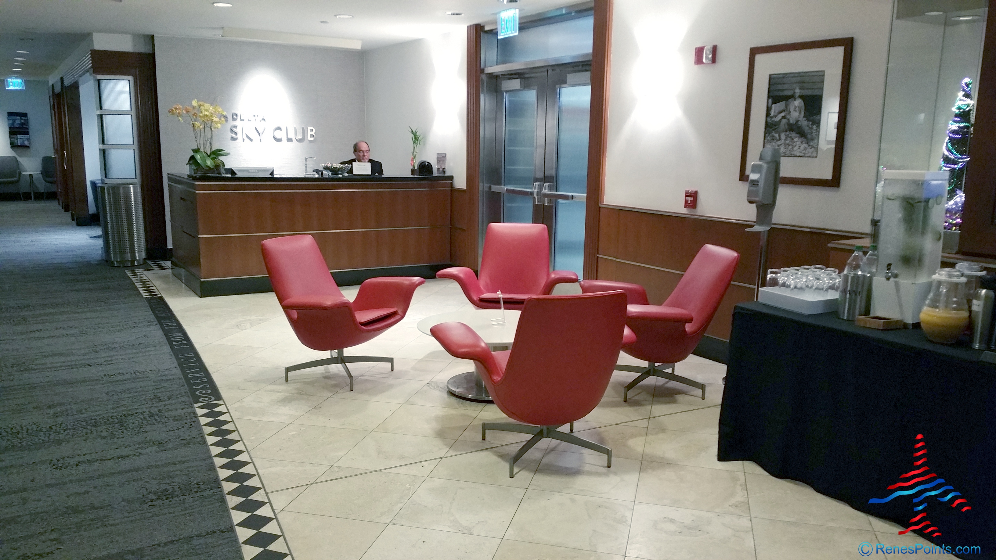 Delta Sky Club MSY Louis Armstrong New Orleans Airport Review RenésPoints blog