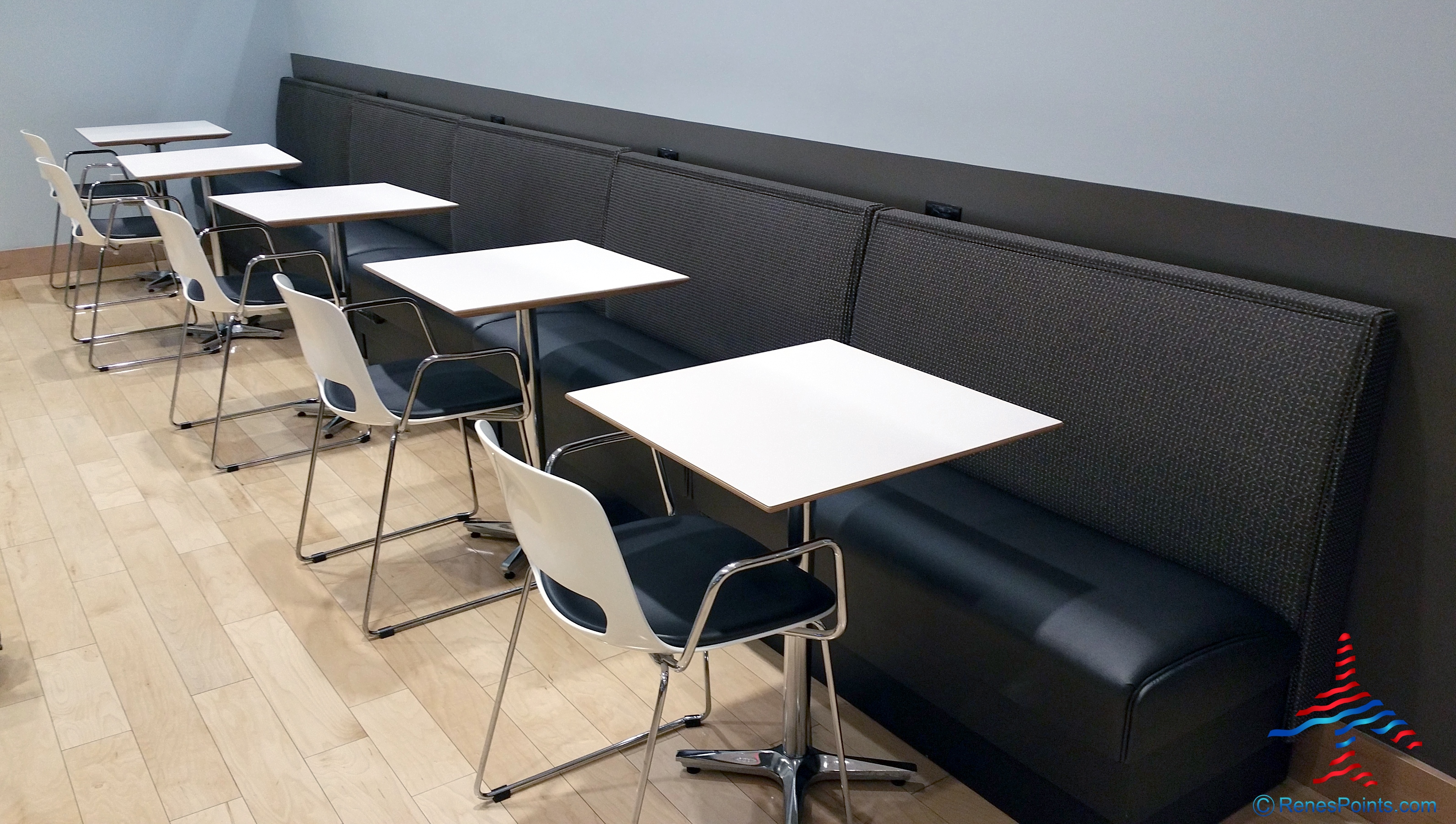 San Diego SAN Airport AirSpace Lounge Review RenesPoints Travel Blog