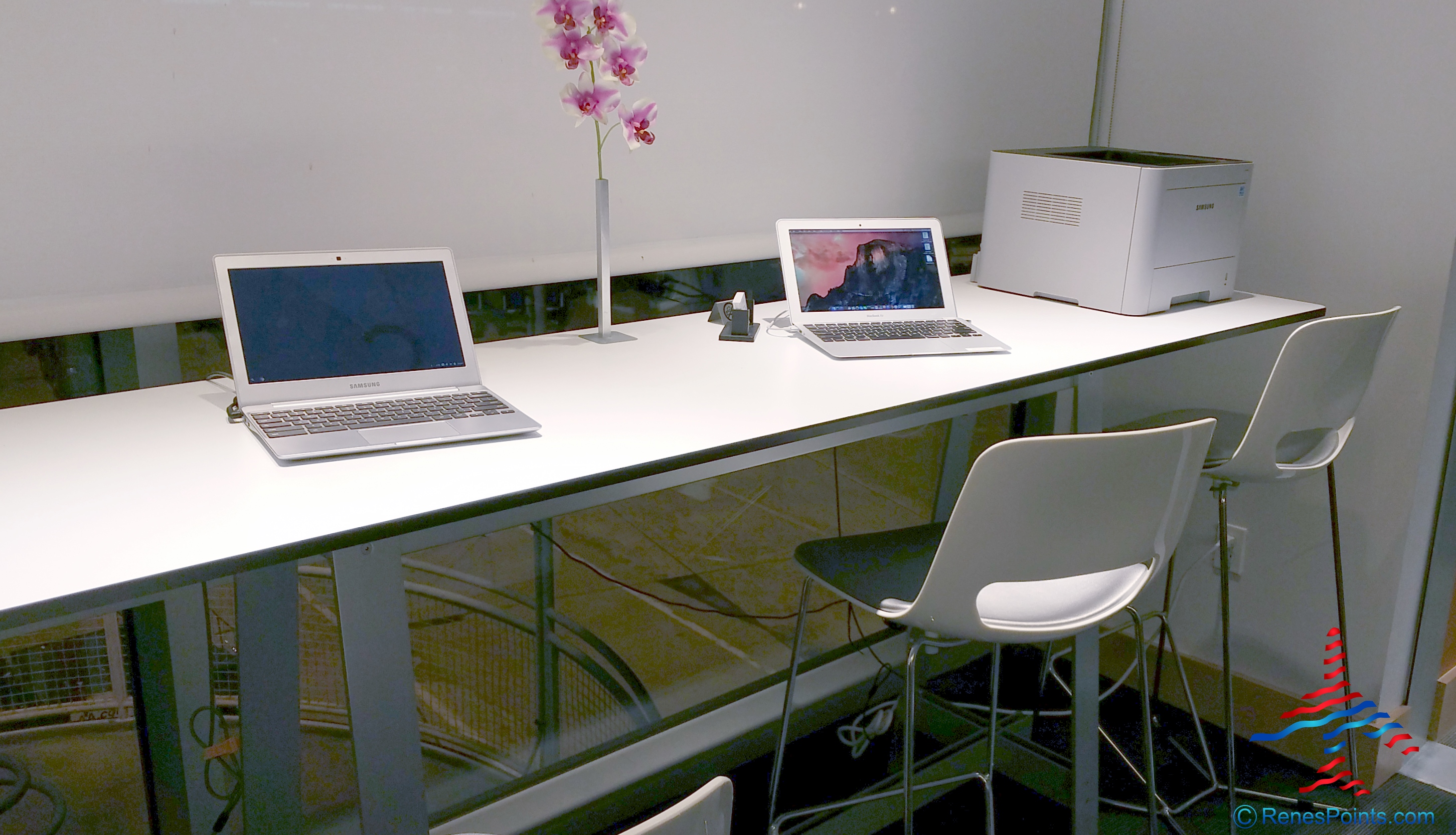 San Diego SAN Airport AirSpace Lounge Review RenesPoints Travel Blog