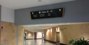 San Diego SAN Airport AirSpace lounge review RenesPoints travel blog (2)