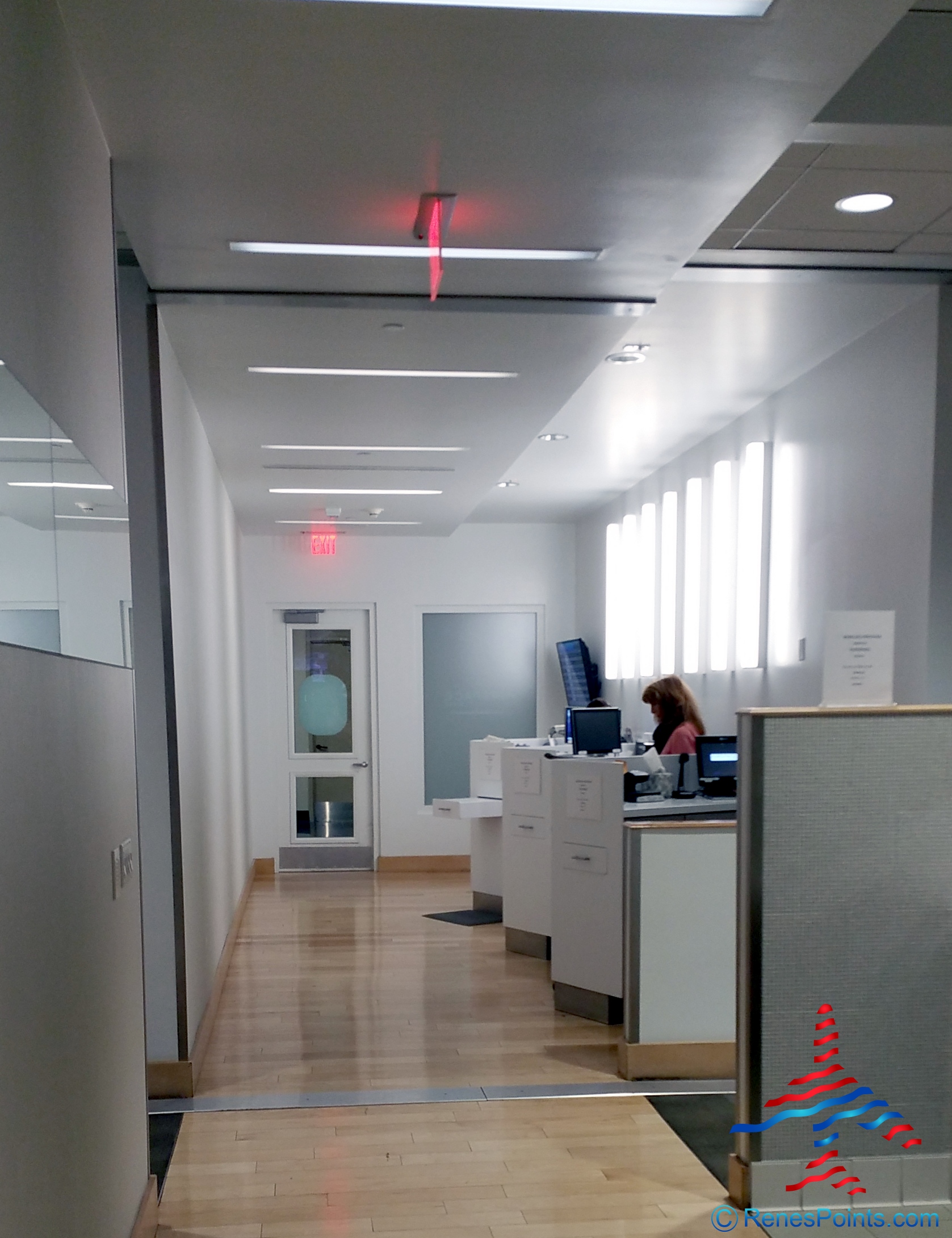 San Diego SAN Airport AirSpace Lounge Review RenesPoints Travel Blog