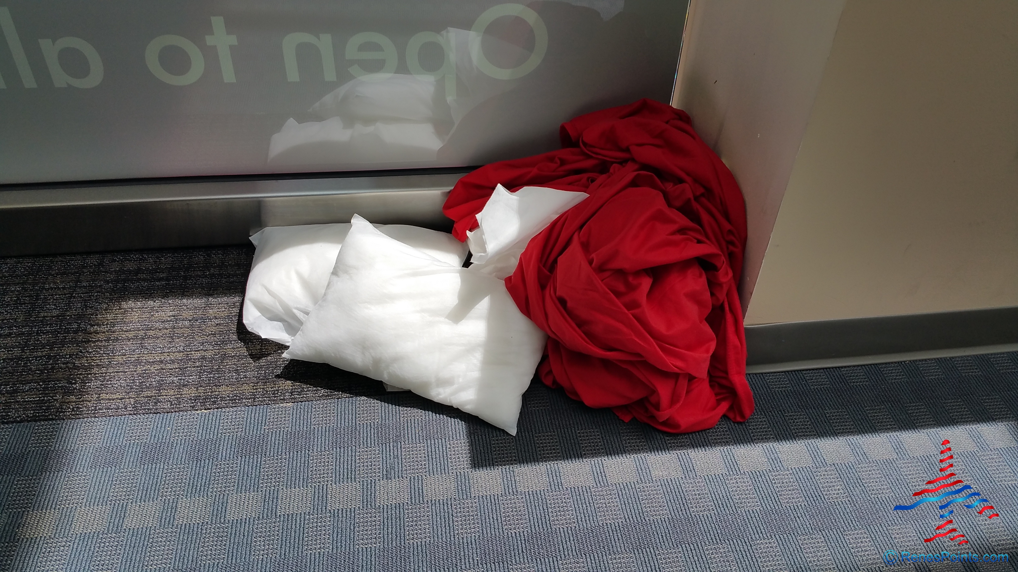 Why do people have to act so bad when flying Delta? Time for some #PassengerShaming pet peeve’s of mine!