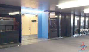 Delta Sky Club EWR Newark Liberty International Airport RenesPoints blog review (1)