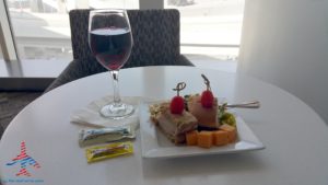 is-it-worth-it-to-drive-to-a-big-city-to-save-money-on-airfare-renespoints-travel-blog-chicago-ord-review-5