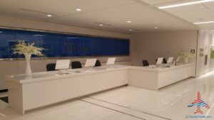 New Delta Sky Club ATL Atlanta Airport B concorse RenesPoints blog reveiw (10)
