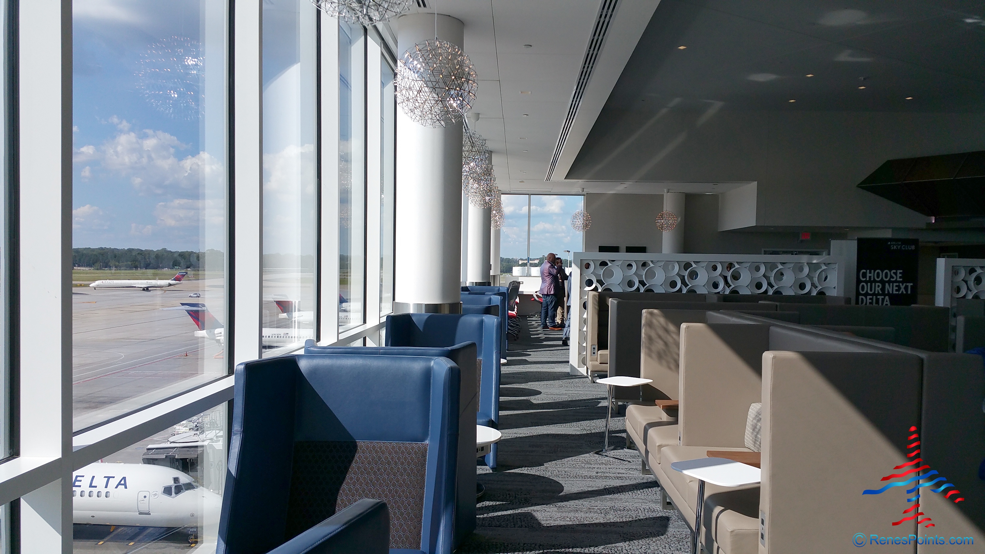 Delta Sky Club ATL Atlanta Concourse B Review by RenesPoints blog