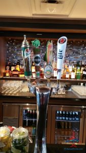 New Delta Sky Club ATL Atlanta Airport B concorse RenesPoints blog reveiw (27)