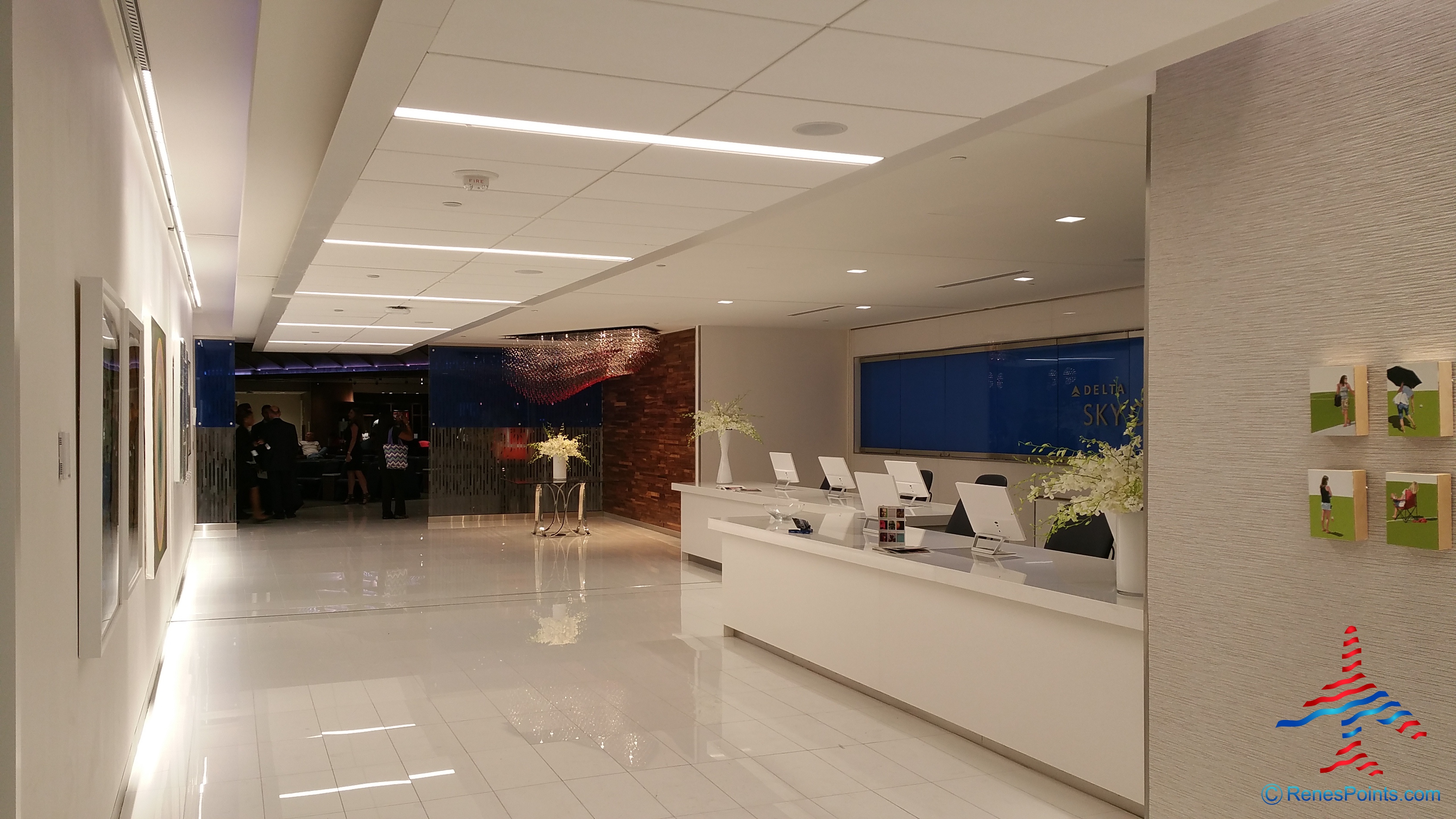 Delta Sky Club ATL Atlanta Concourse B Review by RenesPoints blog