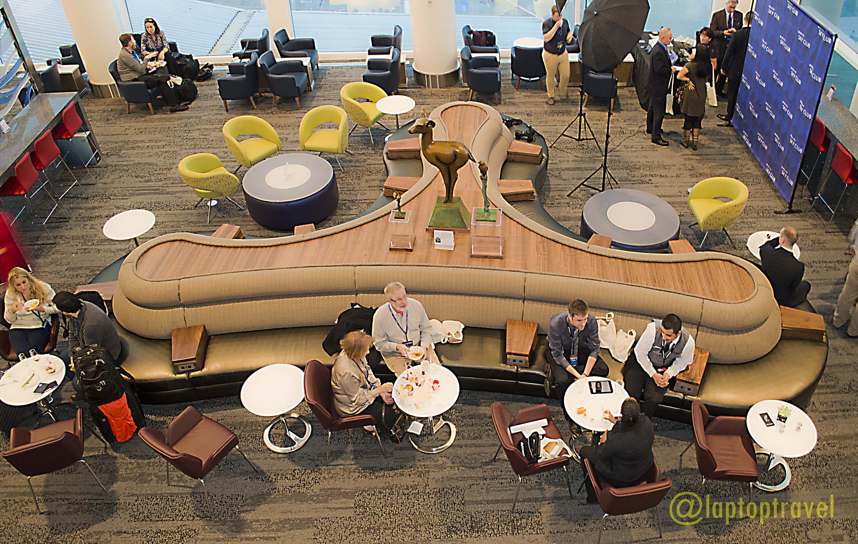 Review of Delta’s Newest Massive Flagship Sky Club in Seattle SEA – A First-Hand Visit