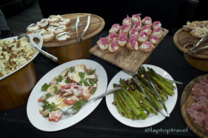 dsc_8915_ethan-stowell-food-offering-private-premiere-delta-skyclub-event-laptoptravel_01