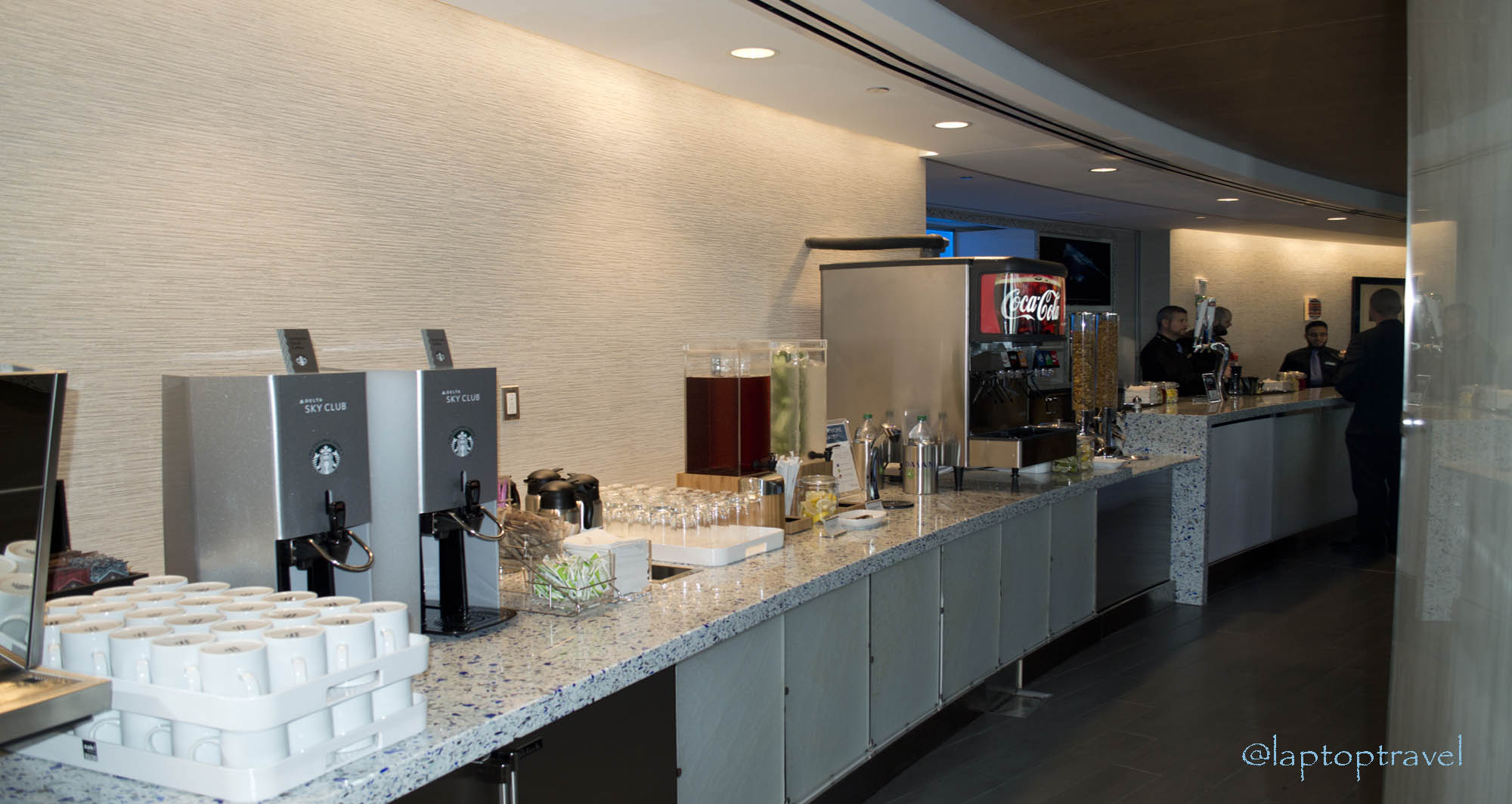 Review of Delta’s Newest Massive Flagship Sky Club in Seattle SEA – A First-Hand Visit
