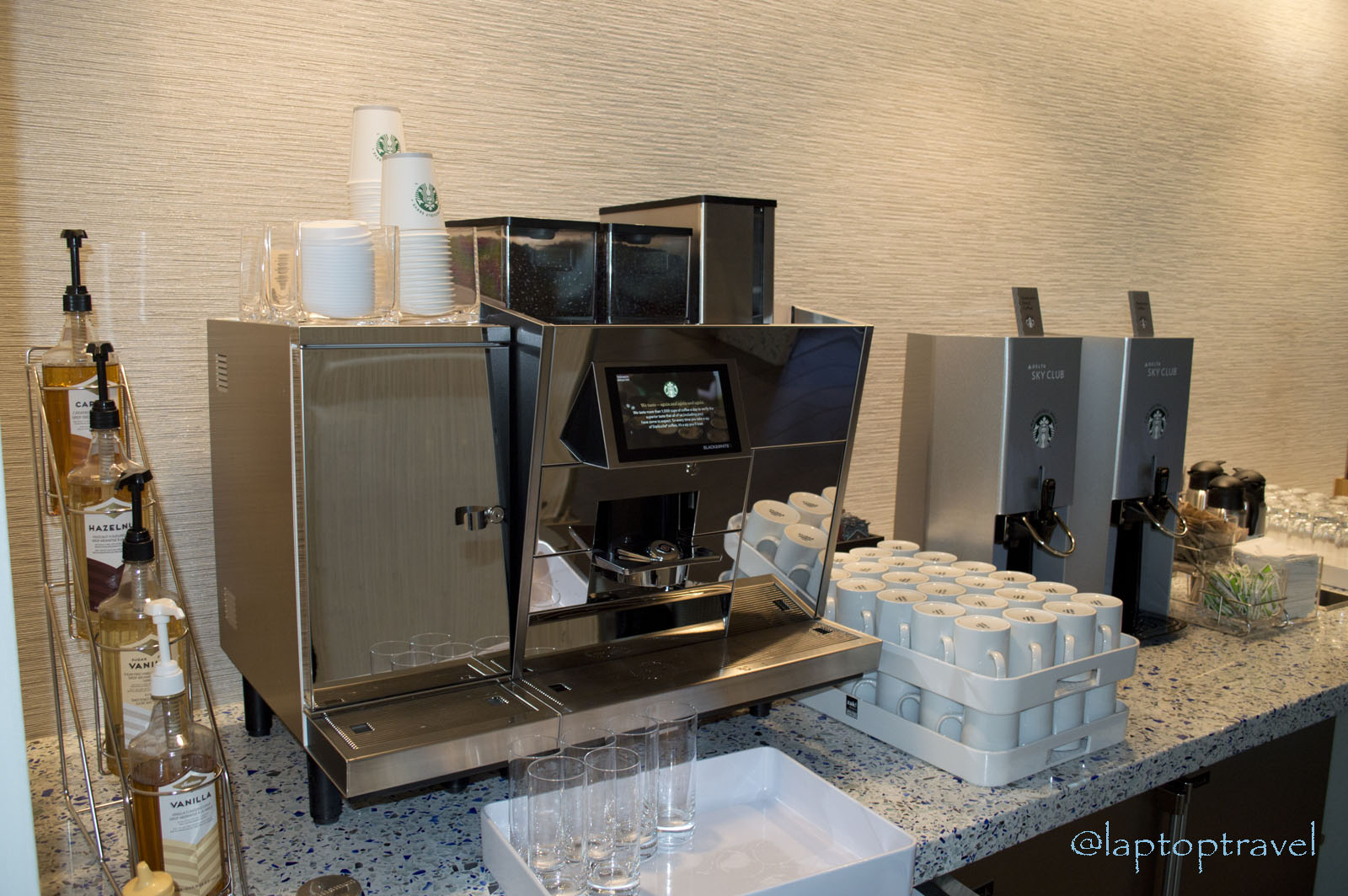 Review of Delta’s Newest Massive Flagship Sky Club in Seattle SEA – A First-Hand Visit