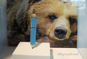 dsc_9189_bear-crayon-art-delta-skyclub-seattle