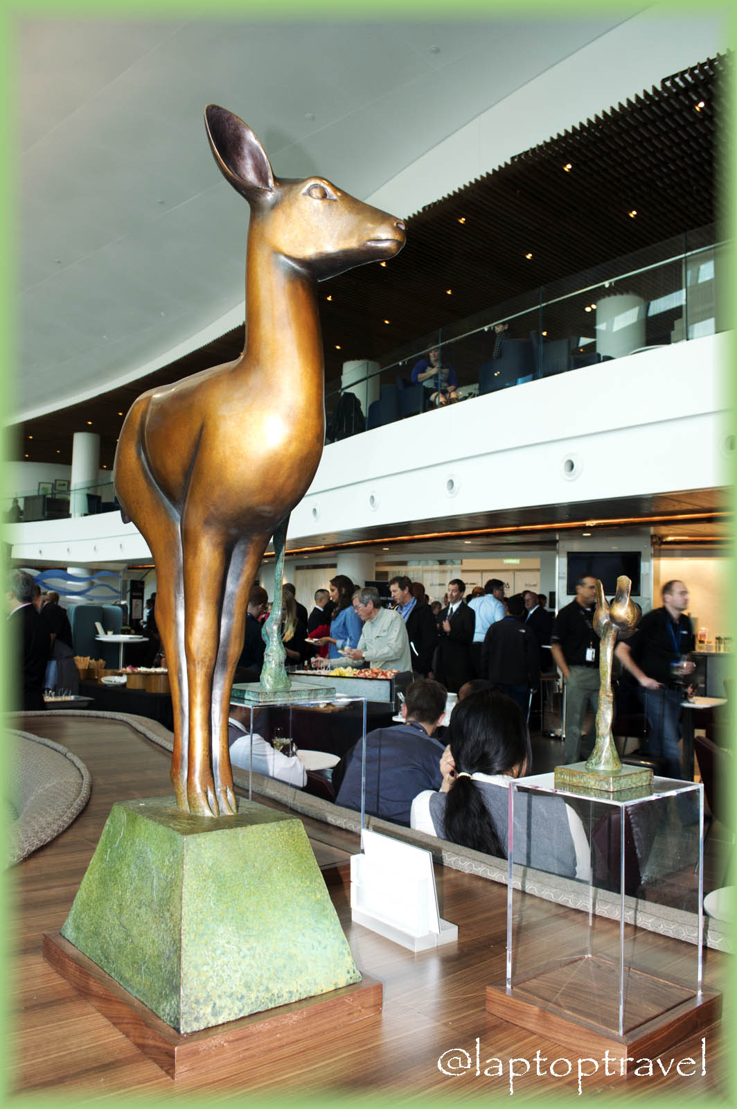 Review of Delta’s Newest Massive Flagship Sky Club in Seattle SEA – A First-Hand Visit