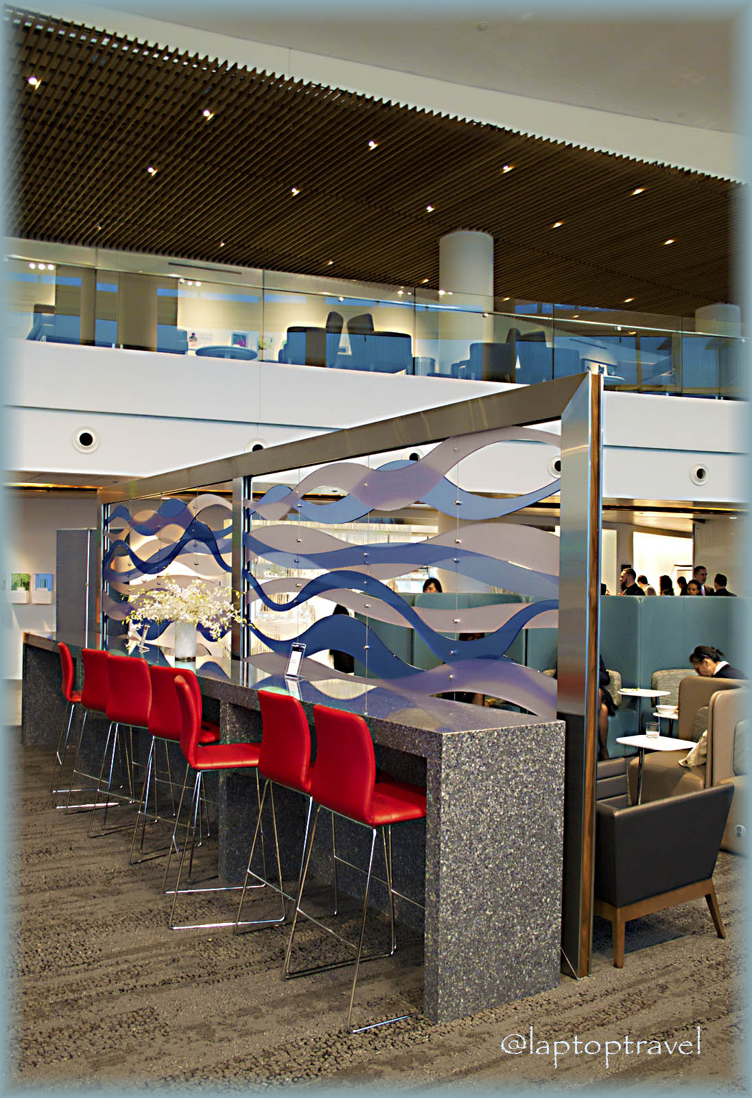 Review of Delta’s Newest Massive Flagship Sky Club in Seattle SEA – A First-Hand Visit