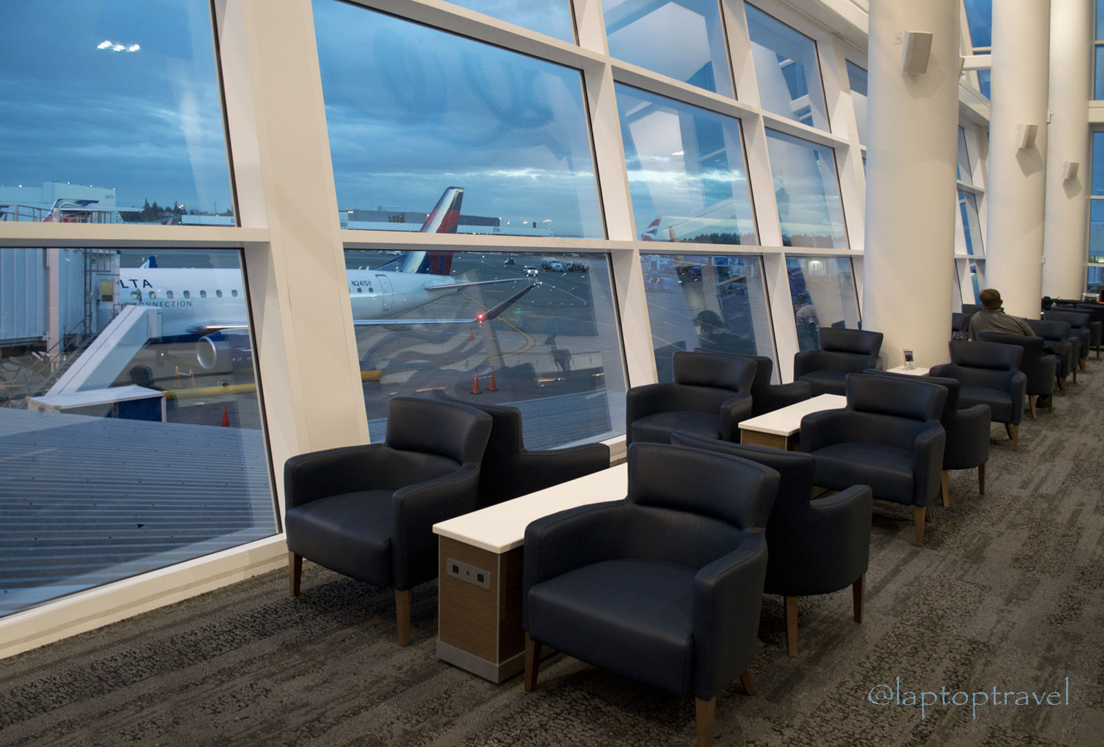 Delta Sky Club in Seattle