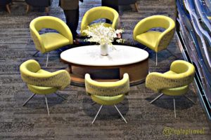 four-green-chairs-table-set-delta-seatac-skyclub-terminal-a-seattle-airport