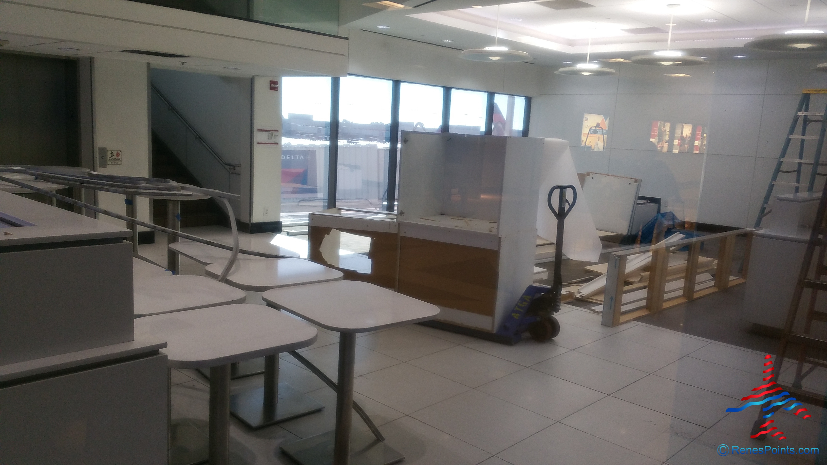 What will happen to the old Delta B Sky Clubs? A Centurion club maybe? I found out!