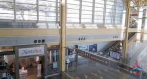 review-delta-air-lines-sky-club-dca-ronald-reagan-washington-national-airport-renespoints-travel-blog-17