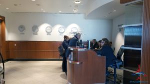 review-delta-air-lines-sky-club-dca-ronald-reagan-washington-national-airport-renespoints-travel-blog-4