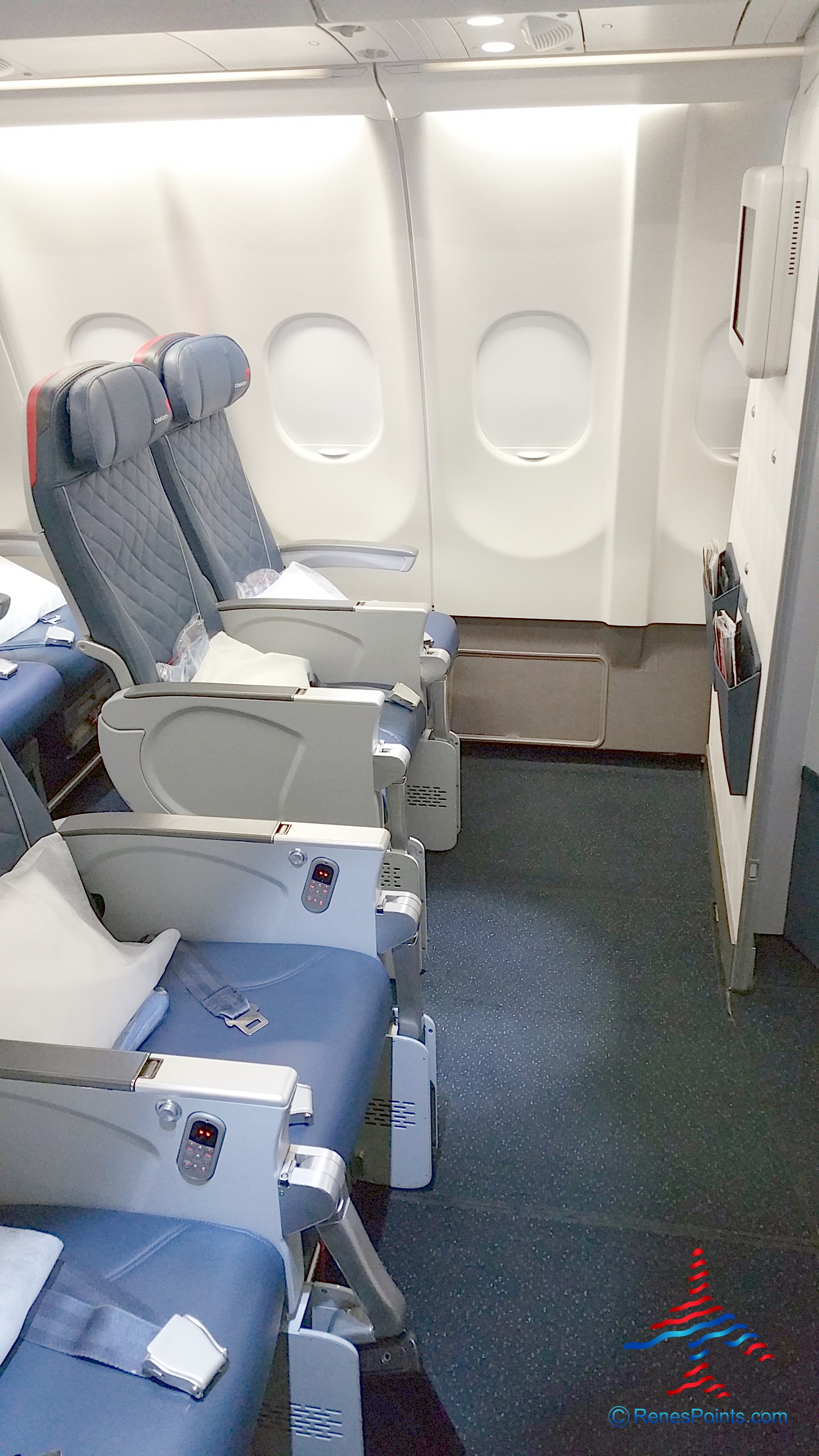 What are the best Delta seats in Coach or Comfort Plus on a A330-200? Take a look at a few!