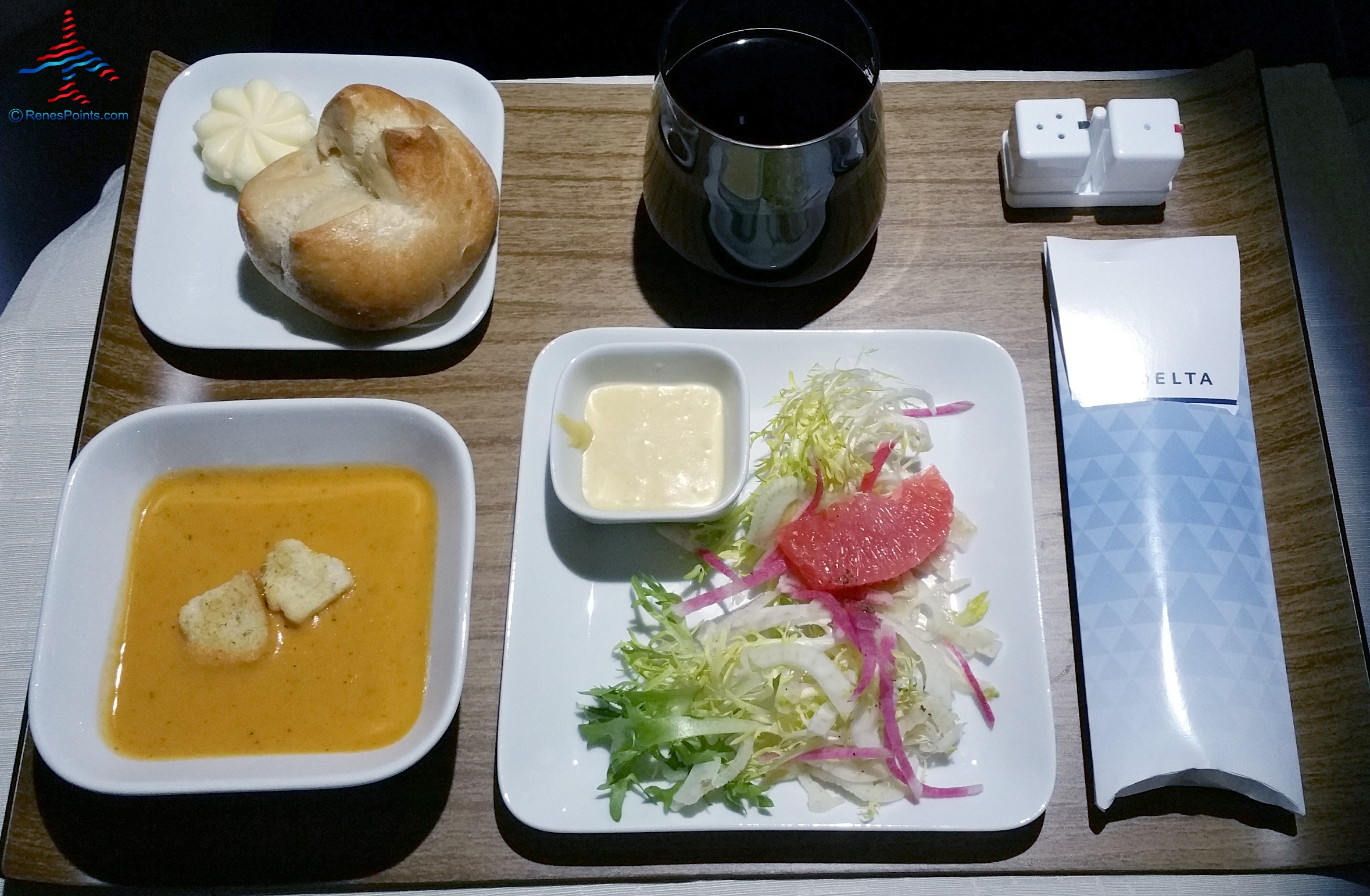 Delta One Business Class Seat Review A330-200 Seattle to Hong Kong RenesPoints blog