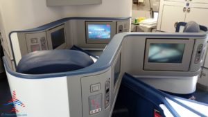 delta-one-business-class-seat-review-renespoints-blog-best-seat-to-choose-7