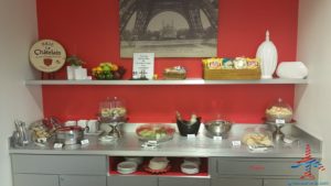 review-air-france-priority-pass-lounge-iah-houston-texas-renespoints-travel-blog-16