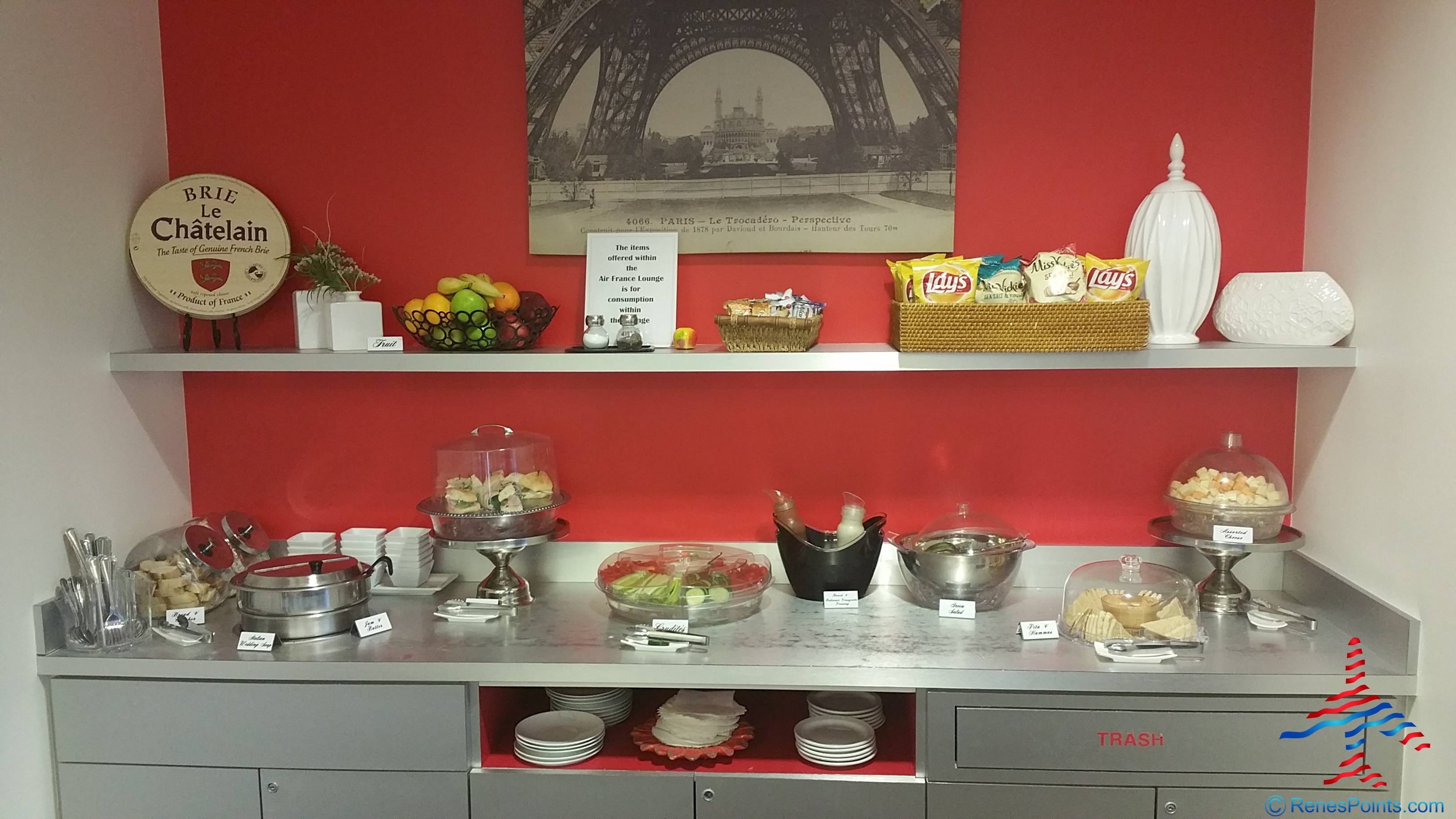 Review: Air France Skyteam Priority Pass lounge IAH Houston Texas RenésPoints travel blog