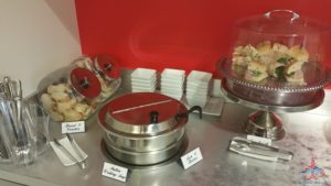 review-air-france-priority-pass-lounge-iah-houston-texas-renespoints-travel-blog-17