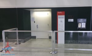 review-air-france-priority-pass-lounge-iah-houston-texas-renespoints-travel-blog-2