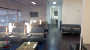 review-air-france-priority-pass-lounge-iah-houston-texas-renespoints-travel-blog-6