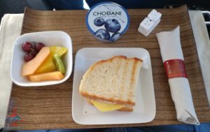 Delta sausage and egg breakfast sandwich RenesPoints blog