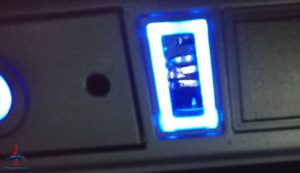 broken USB port in IFE screen Delta first class RenesPoints blog