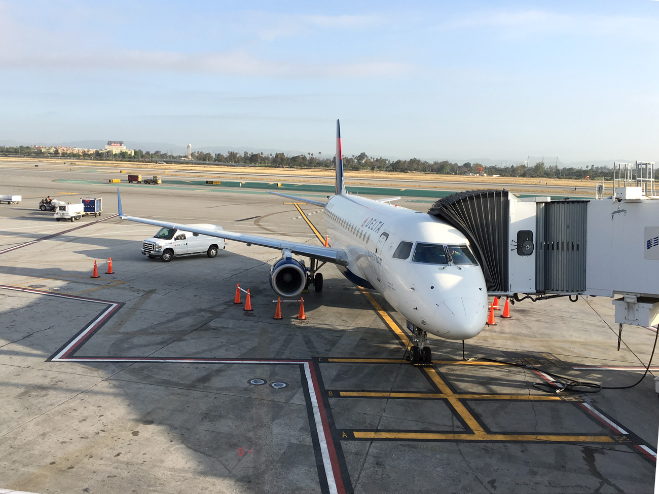 What is it like in LAX this week? Reader Chris tell us the “real” skinny on the Delta terminal move!