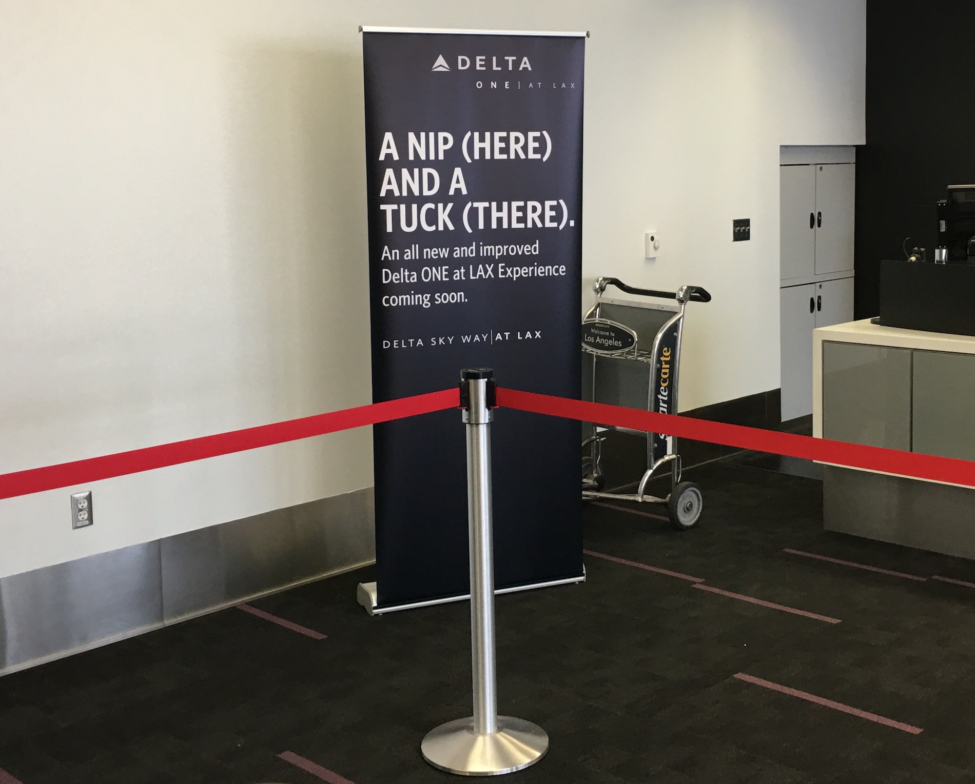 What is it like in LAX this week? Reader Chris tell us the “real” skinny on the Delta terminal move!