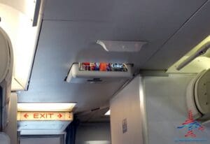 old delta crt ife overhead video screen 757 renespoints blog