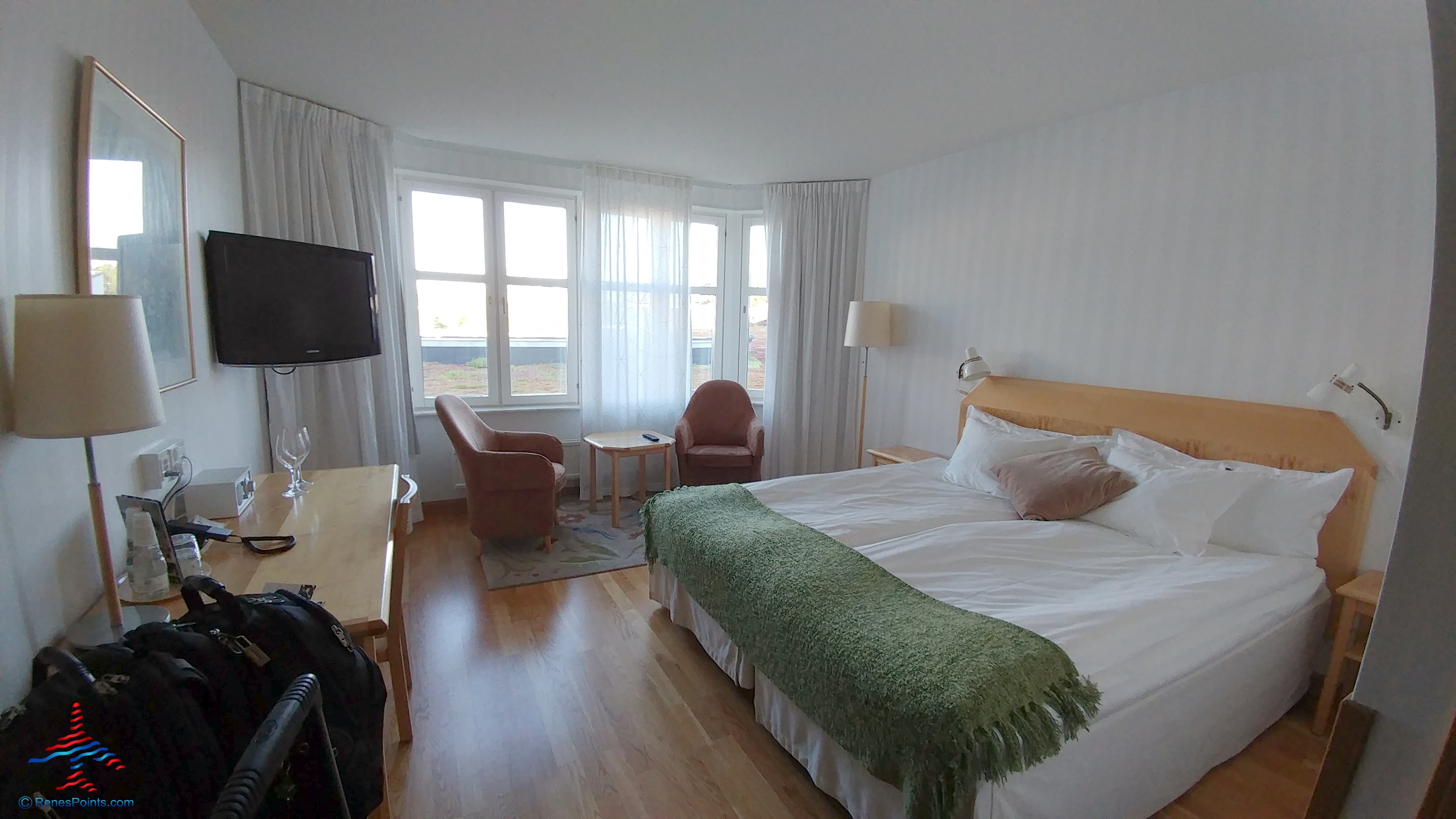 Review: Gothenburg Sweden Landvetter Airport Hotel GOT (a short walk / shuttle  from the airport).